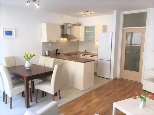 Sunshine Apartment Μακάρσκα Εξωτερικό φωτογραφία